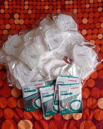 54 mascherine FFP2 per adulti 