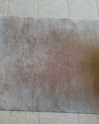 Tappeto grigio chiaro 120x158 cm