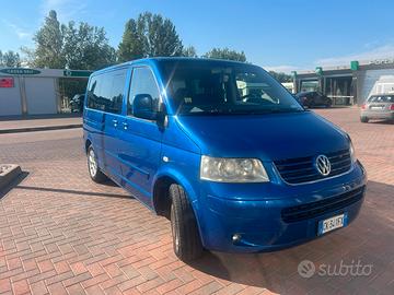 Volkswagen multivan 7 posti 2.5 TDI