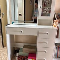 Toilette trucco nuova