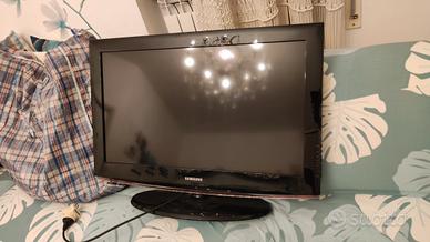 TV LCD Samsung 32 pollici