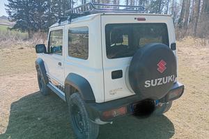 Suzuki Jimny 4