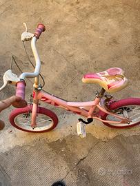 Bici piccola bambina