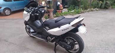 Yamaha tmax 500