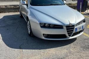 Alfa 159