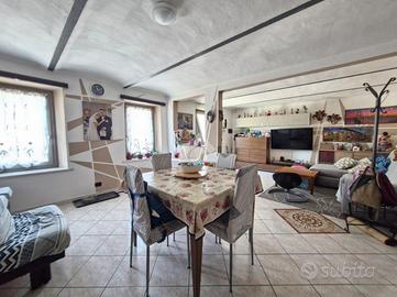 CASA SEMINDIPENDENTE A ASTI