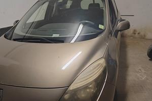 Renault Gran Scénic 1.9 dci Dynamique