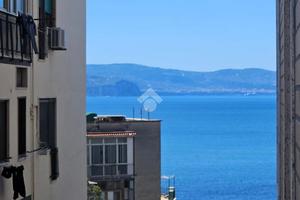 3 LOCALI A TORRE ANNUNZIATA