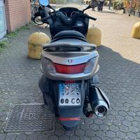 Yamaha Majesty 400 - 1.300 € trattabili