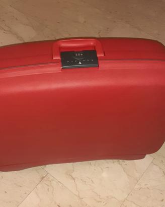 Valigia rigida Roncato media 67 cm NUOVA mai usata