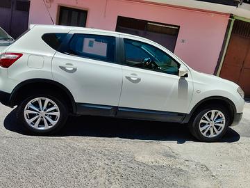 Nissan Qashqai j10 2013