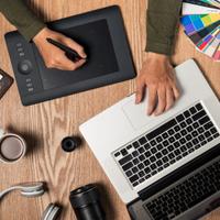 Grafico Senior: Cataloghi, Brand & Fashion