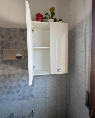 Mobiletto bagno