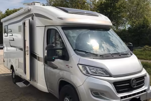 Camper semintegrale Hymer