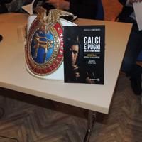 Calci e Pugni sul Tetto del Mondo