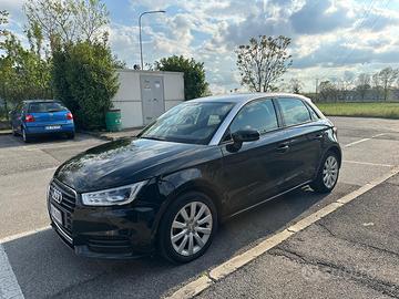 Audi a1 sportback 1.6 tdi 116 CV  admired