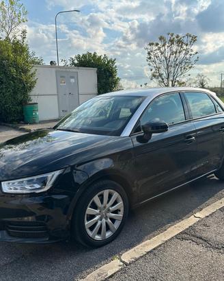 Audi a1 sportback 1.6 tdi 116 CV  admired