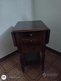 tavolinetto in radica di noce del 900