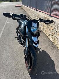 HYPERMOTARD 796