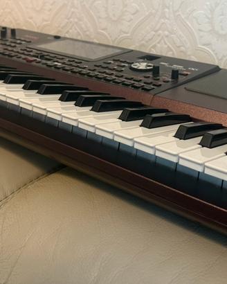Korg pa 1000   * VENDUTA *