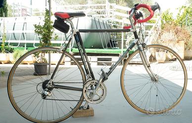 Bici da Corsa in Fibra di Carbonio