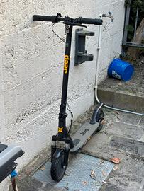 Mono pattini elettrici