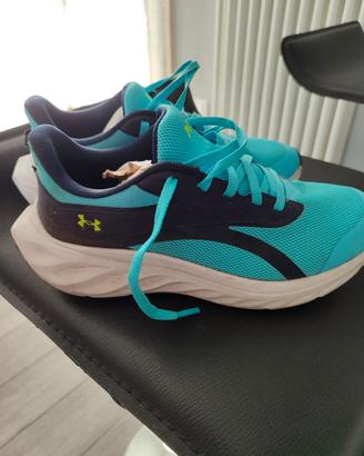scarpa da ginnastica / rum modello ua Charged + 
