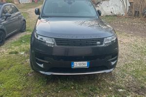 Splenida range rover sport hse ibrida