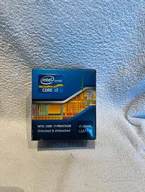 Intel I7 (Scatola+Dissipatore)