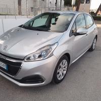 peugeot 208 1.4 hdi 75 cv 2017
