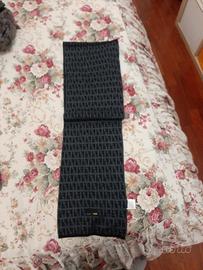 sciarpa fendi 
