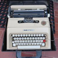 Macchina da scrivere Olivetti lettera 35