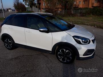 Honda Jazz 1.5 Hev Crosstar eCVT Bicolor Executive