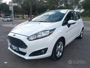 Ford Fiesta 1.4 benzina GPL originale casa madre. 