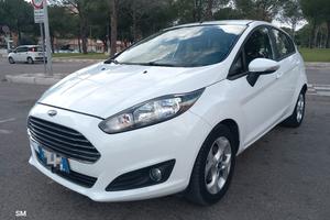 Ford Fiesta 1.4 benzina GPL originale casa madre. 