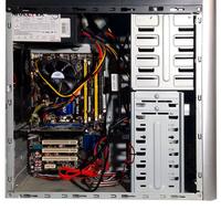 ASUS P5QL PRO ( MONITOR in Omaggio )