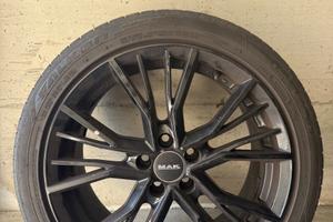 Cerchioni MAK con gomme estive