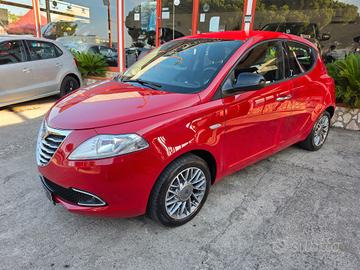 Lancia Ypsilon 1.2 benzina 01/2013 cv69