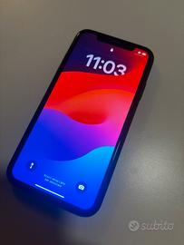 iPhone XR nero 128GB