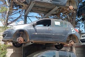 ricambi usati Renault Clio III