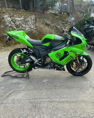 kawasaki zx6r