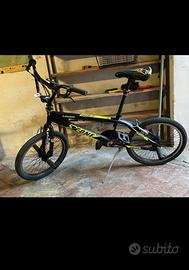 Bicicletta BMX