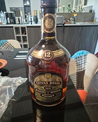 whisky Chivas regal  one gallon