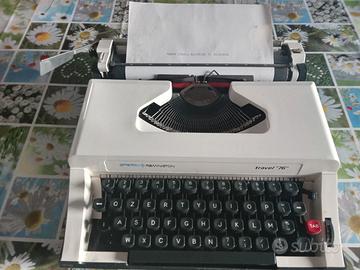 Macchina da scrivere Sperry Remington