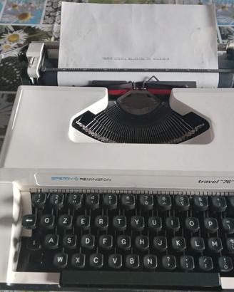 Macchina da scrivere Sperry Remington