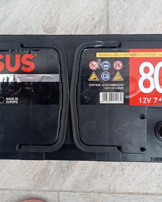 batteria usata per auto 