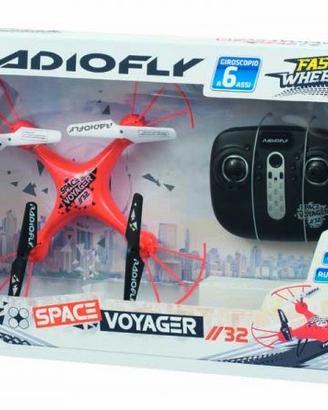 Giocattolo drone radio flyer telecomandato
