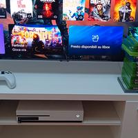 Xbox One completa di giochi e controller 