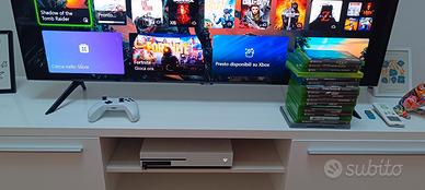 Xbox One completa di giochi e controller 