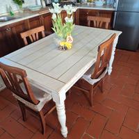 Tavolo da cucina stile shabby chic
